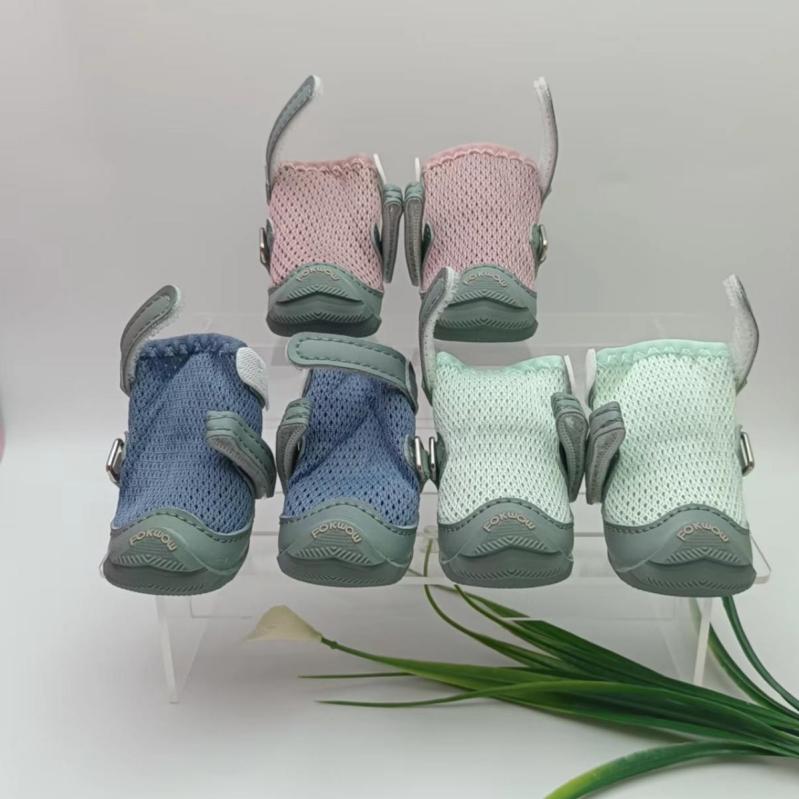 犬用シューズ 小型犬 中型犬 ドッグサンダル メッシュ 通気性 滑り止め 肉球保護 足裏保護 軽量 お散歩 アウトドア 普段使い カジュアル 春夏 おしゃれ