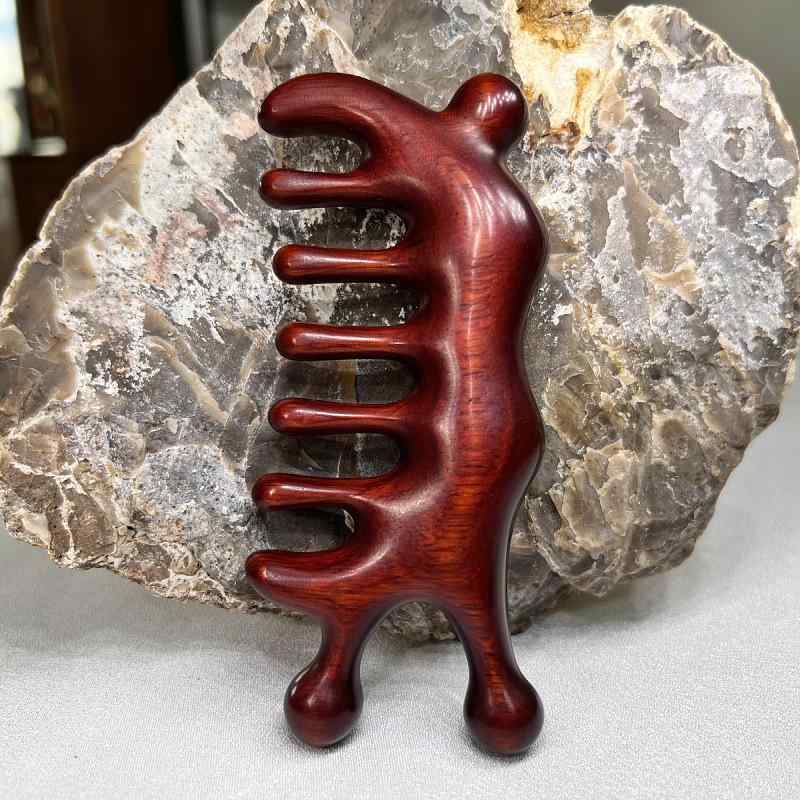 マッサージブラシ 天然紫檀 檀木製 頭部 頭皮ケア 経絡マッサージ ヘルスケア 血行促進 リラックス 癒..