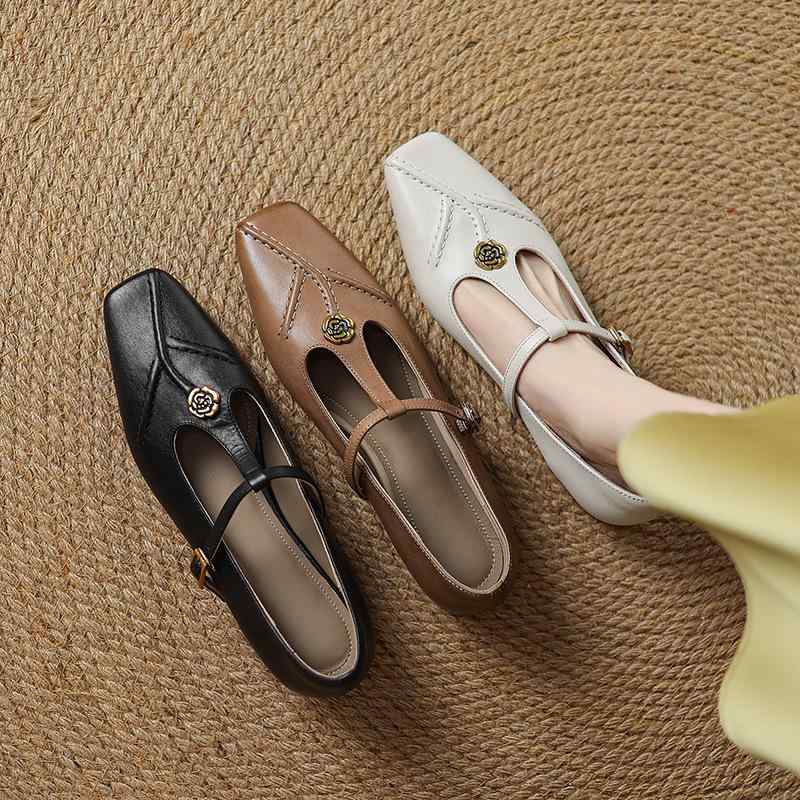 パンプス レディース 本革 牛革 スクエアトゥ Tストラップ メリージェーン カメリア 浅口 ローヒール ブロックヒール シューズ 靴 女性用 普段使い カジュ...