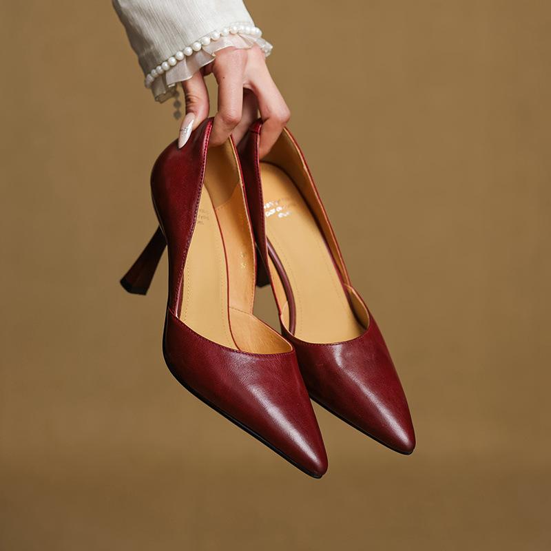 靴 パンプス レディース ハイヒール 細ヒール 牛革 本革 ポインテッドトゥ 浅履き カットアウト オフィス 通勤 エレガント きれいめ アイボリー ベージュ ...