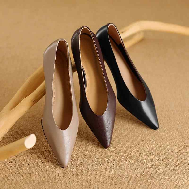 靴 パンプス レディース 羊革 太ヒール ミドルヒール ポインテッドトゥ スリッポン 中口 オフィス 通勤 ビジネス 普段使い シンプル 春夏秋 ブラック ブラ...