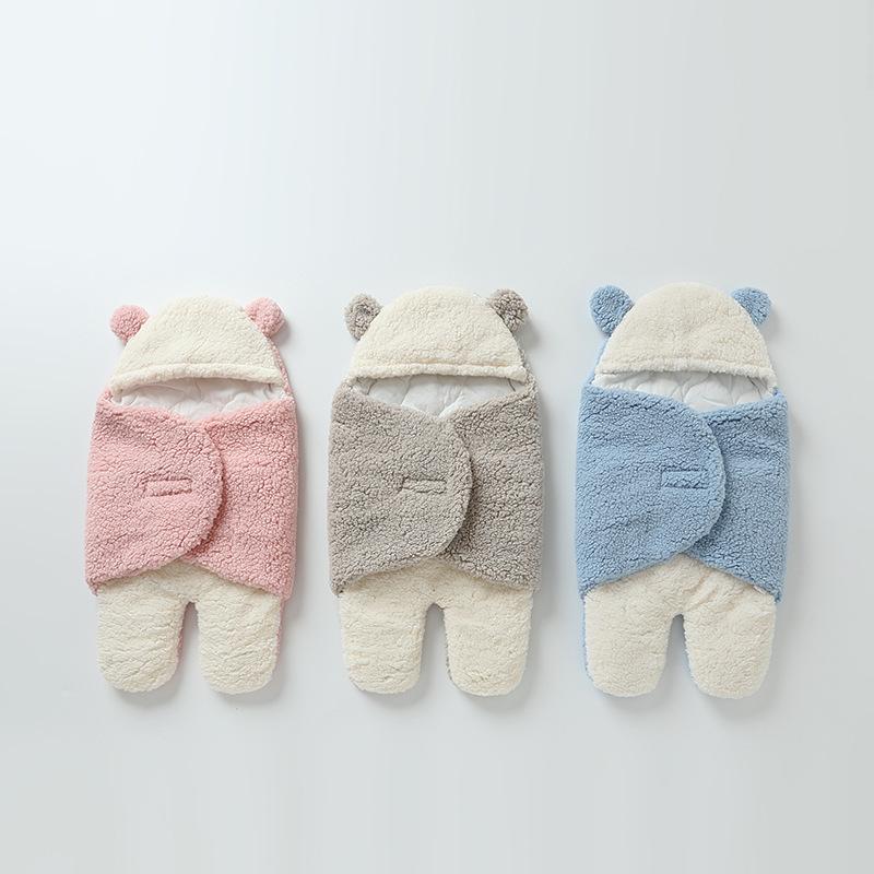 スリーパー ベビー 赤ちゃん 新生児 0-6ヶ月 秋冬 厚手 あったか 寝冷え防止 蹴り防止 寝返り防止 寝相対策 ファスナー付き 一体型 カバーオール型 純綿 コットン シープボア 無地