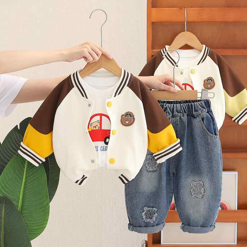 ・カテゴリ: キッズセットアップ・性別: ユニセックス・スタイル: 韓国風・セット形式: パンツセット・セット点数: 3点・ギフト内容: 服・対象年齢: 1〜3歳 (80〜100cm)・着用シーズン: 春、秋・袖丈: 長袖・フード: なし・パンツ丈: ロング・生地加工: 柔軟処理・厚さ: 普通・柄: カートゥーン・商品写真: 実物撮影・要素: スポーツ、セット、カートゥーン、かわいい、トレンド・主な素材: 綿90%・安全基準: Aクラス・開閉形式: シングルボタン・カラー展開: イエロー、グリーン・サイズ展開: 80cm、90cm、100cm、110cm、120cm