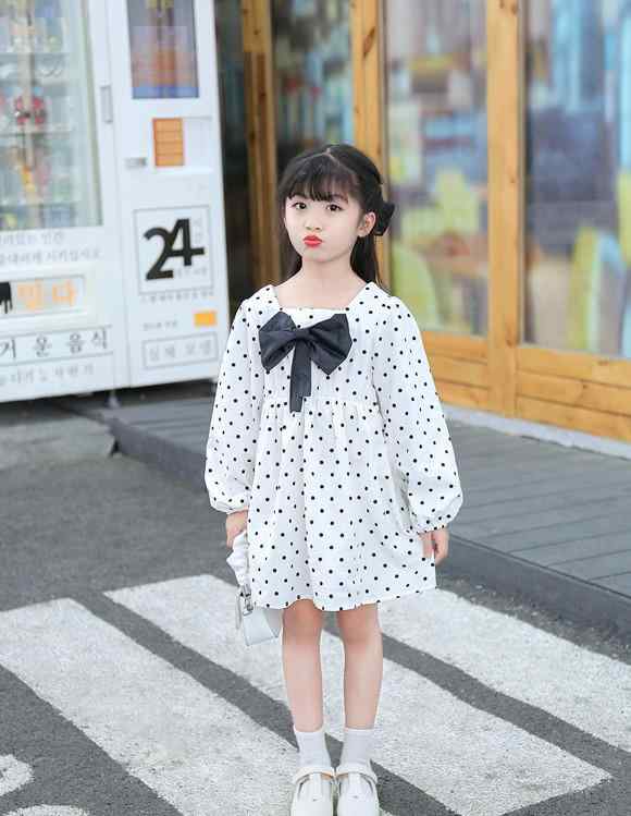 ワンピース 女の子 キッズ 秋物 子供服 パフスリーブ 小花柄 スクエアネック 前後2WAY 綿素材 Aライン フレア かわいい おしゃれ 上品 お出かけ着 ホワイト レッド ブラック