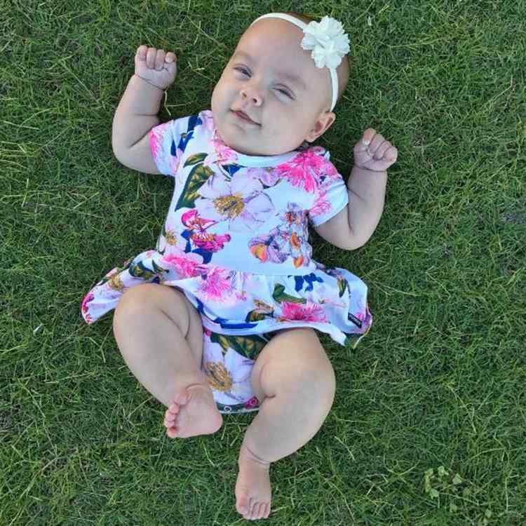 ロンパース ベビー 女の子 カバーオール 半袖 花柄 フラワープリント スカート付き 綿 コットン 薄手 涼しい 快適 スナップボタン 股下ボタン 春夏 かわいい おしゃれ カジュアル 乳幼児 服