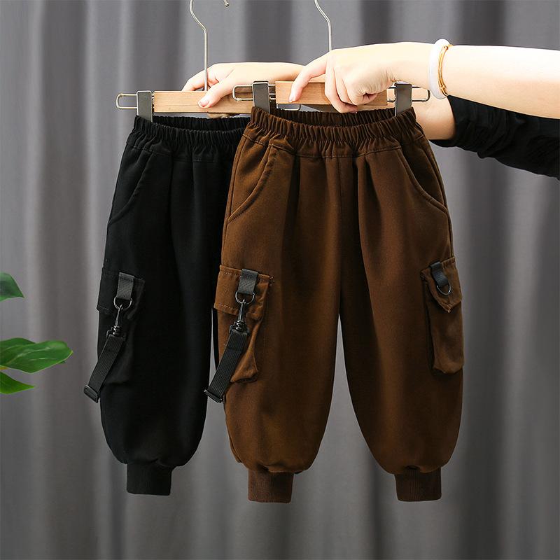 パンツ 男の子 キッズ 子供用 ボーイズ 裏起毛 厚手 保温 あったか 暖かい ポリエステル カーゴパンツ ワークパンツ 長ズボン ロングパンツ 無地 ゴムウエスト ミドルウエスト 秋冬 ブラック チョコレートブラウン