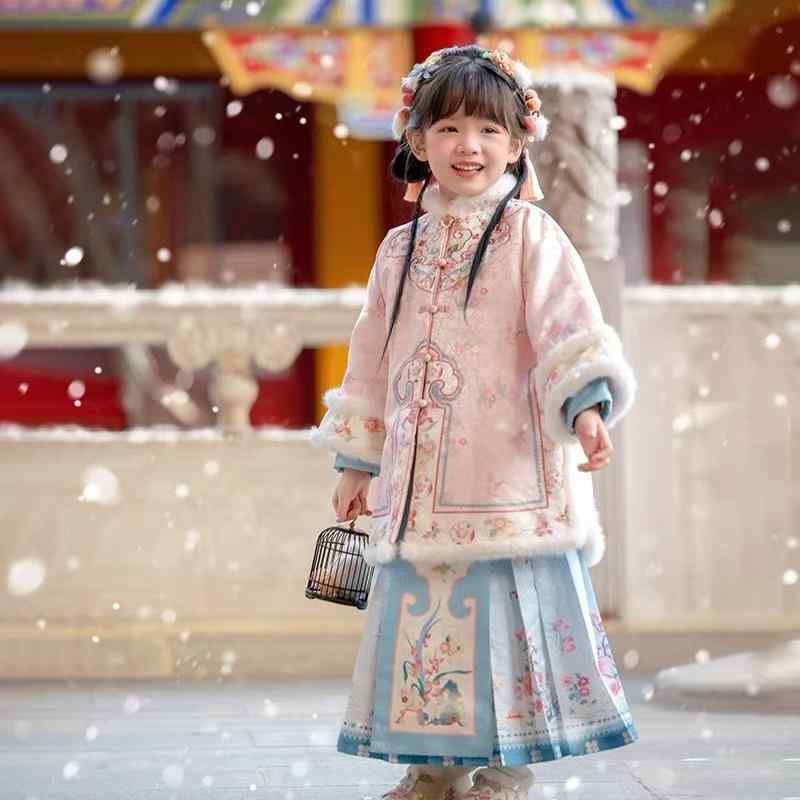 漢服 女の子 ガールズ キッズ 子供服 幼児 園児 明制 馬面スカート セットアップ 古風 秋冬 暖かい 防..