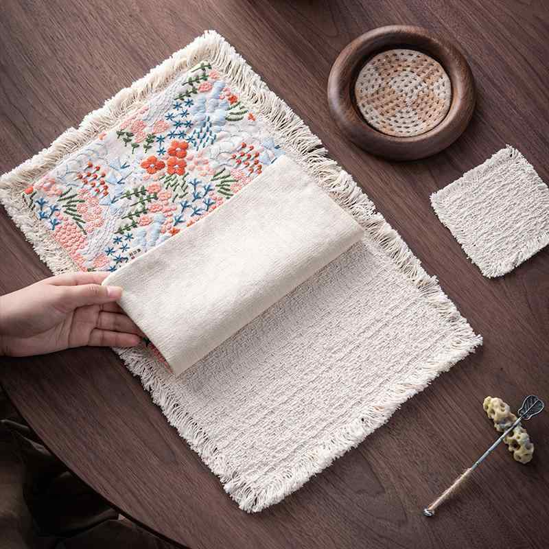 茶器マット 手刺繍 花柄 中国式 禅スタイル 乾式茶席 テーブルランナー 断熱 滑り止め加工 綿 茶道具 茶盤用敷物 お茶会 来客用