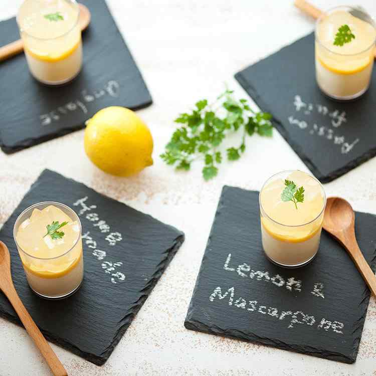 コースター 天然石 スレート ブラック 岩板 断熱 耐熱 不揃い 四角 丸型 毛辺 直辺 バー ウィスキー 紅..