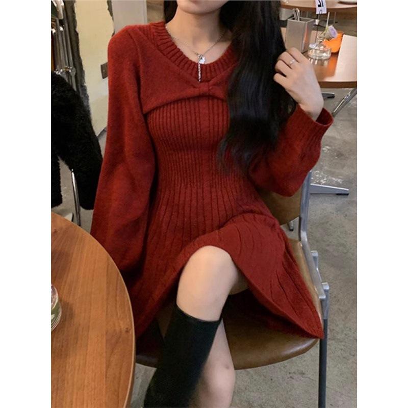 ワンピース レディース ニット シェニール素材 小柄 低身長向け プルオーバー ラウンドネック パフスリーブ 長袖 ハイウエスト Aライン ミディ丈 上品 エレガント フェミニン 大人可愛い インナー 重ね着 コートインナー 冬