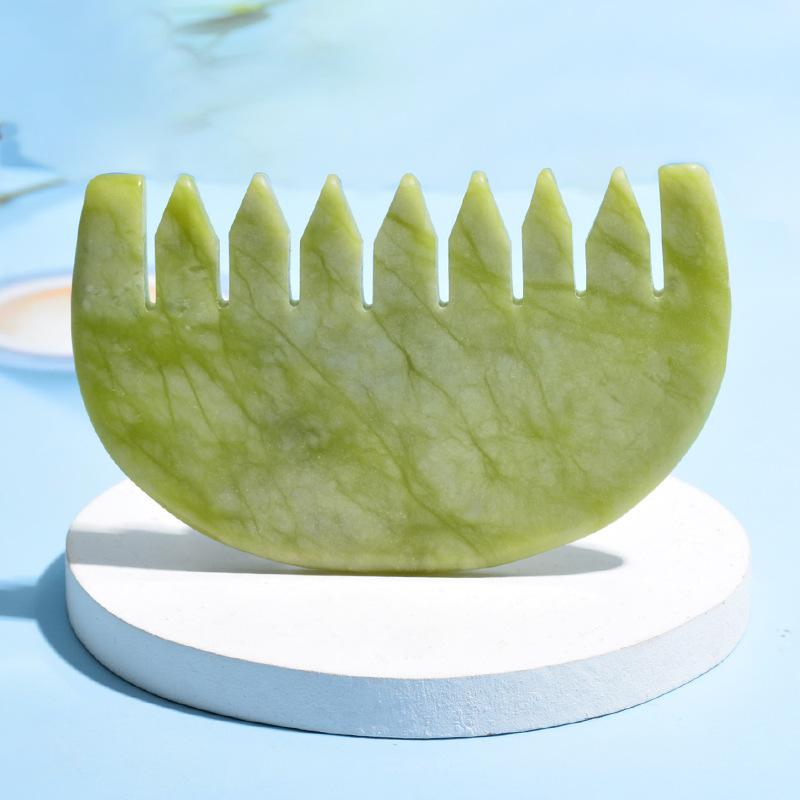 櫛 岫岩玉 翡翠 天然石 緑色 頭皮マッサージ ヘッドスパ 血行促進 リラックス スカルプケア 健やかな頭..