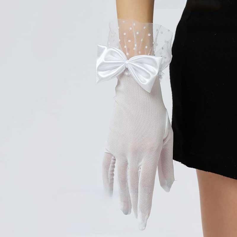 グローブ レディース ブラック ドット柄 水玉 チュール レース フリル ショート丈 リボン 披露宴 パーティー 結婚式 ブライダル ウェディング 花嫁 二次会 フォーマル 夏用 UVカット 日焼け対策 指あり エレガント フェミニン かわいい(4)