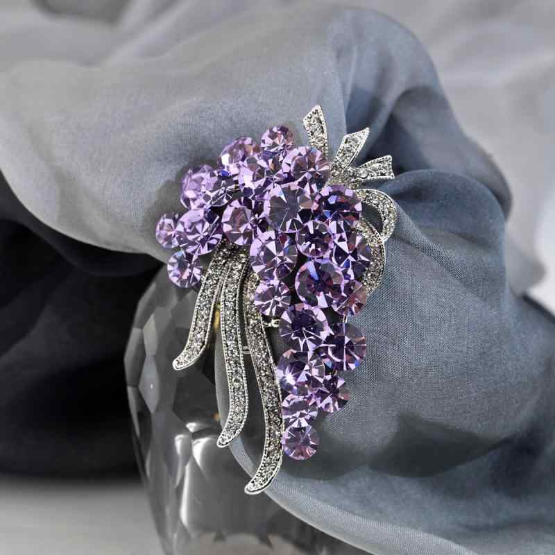 ブローチ レディース 女性用 韓国風 高級感 エレガント 華やか クリスタル ラインストーン 合金 ブドウ..