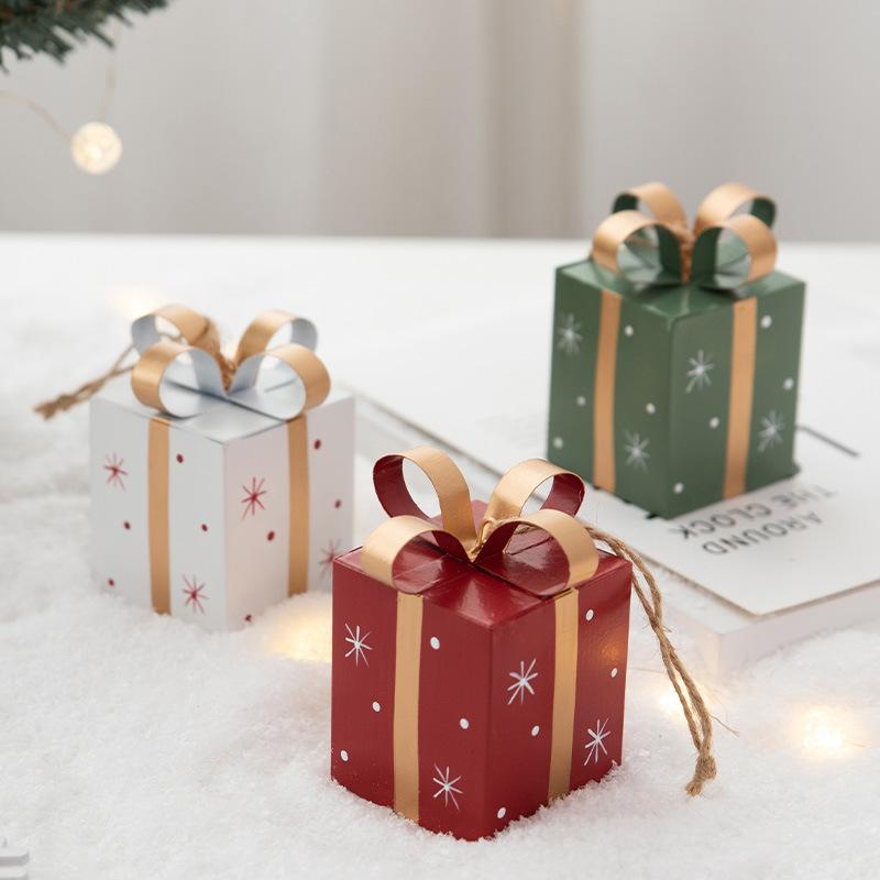 クリスマス飾り アイアン製 ギフトボックス ツリーオーナメント 吊り下げ装飾 欧風 カントリー風 手作..