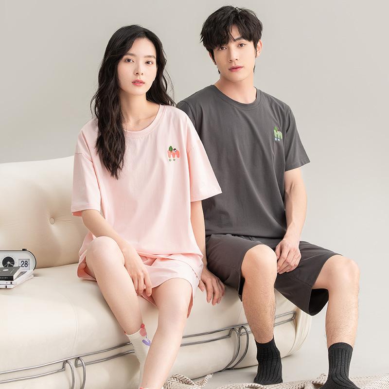 ・製品カテゴリ: セットアップ・生地名: 綿ちりめん・スタイル: セットアップ・主な素材: 綿・厚さ: 薄手・生地厚さ: 181-200g/平方メートル・ネックライン: クルーネック・丈: ショートパンツ・機能: 透湿性、伸縮性、部屋着、涼しい、外出可能・サイズ展開: 女性M, 女性L, 女性XL, 女性XXL, 男性L, 男性XL, 男性XXL, 男性XXXL・主な素材成分: 100%・テイスト: 上質