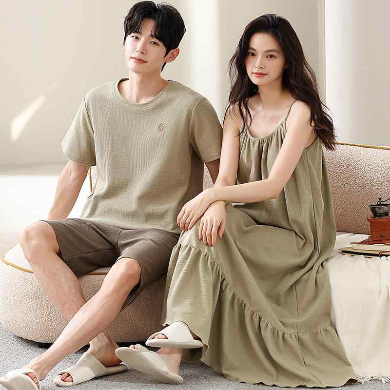 ・カテゴリ: セットアップ・主な素材: 綿95%〜100%未満・厚さ: 薄手・ネックライン: クルーネック・丈: ショートパンツ・サイズ展開: レディース M, L, XL, XXL, メンズ L, XL, XXL, XXXL・スタイル: エレガント