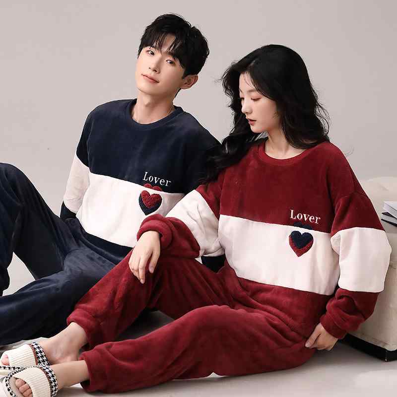 ・カテゴリ: セット・生地: フランネル・セット内容: 上下セット・主な素材: ポリエステル100%・厚さ: 厚手・生地厚さ: 超厚手 (301-350g/平方メートル)・ネックライン: クルーネック・袖丈: 長袖・パンツ丈: 長ズボン・機能: リラックス、快眠、室内着、保温、快適、外着可能・利用シーン: アウトドア、自宅、ホテル、結婚式撮影・サイズ展開: M, L, XL, XXL, XXXL・スタイル: キャラクター