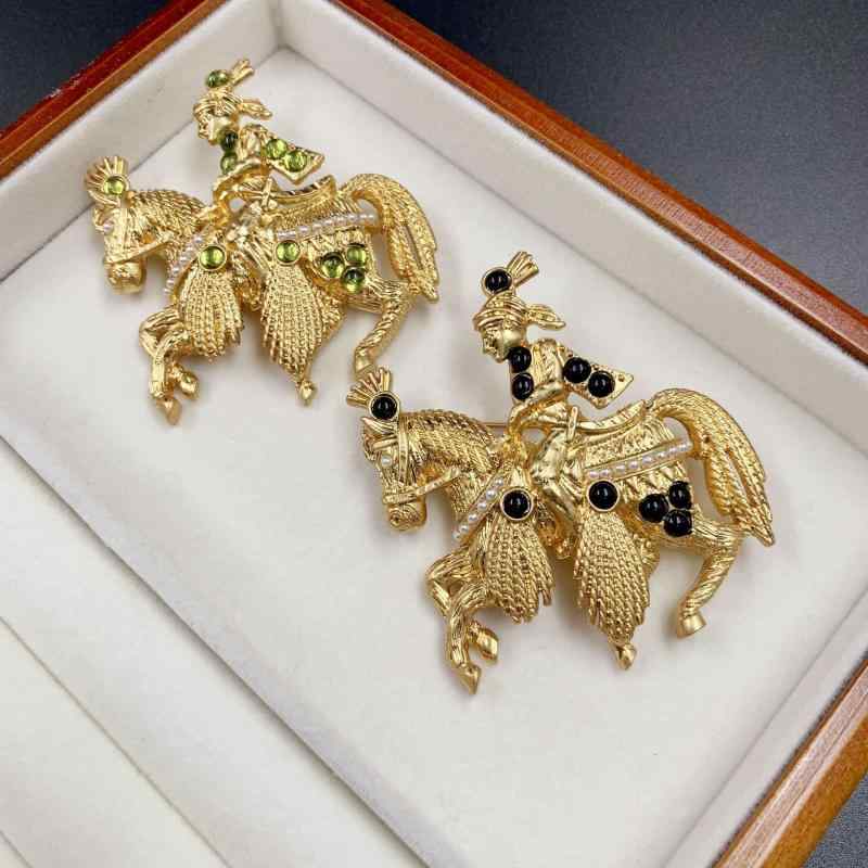 ブローチ ユニセックス レトロ アンティーク ホースモチーフ 馬デザイン パール パール 琉璃飾り エレ..