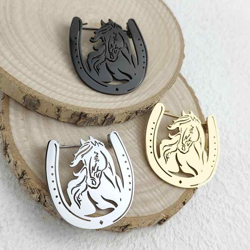 ブローチ メンズ 馬蹄 馬 動物モチーフ 個性的 ラペルピン スーツ ビジネス フォーマル 襟元飾り ファ..