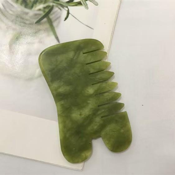 櫛 天然緑玉 頭皮マッサージ かっさ 経絡 ツボ押し 粗目 両用 美容 セルフケア リラックス 血行促進 ス..