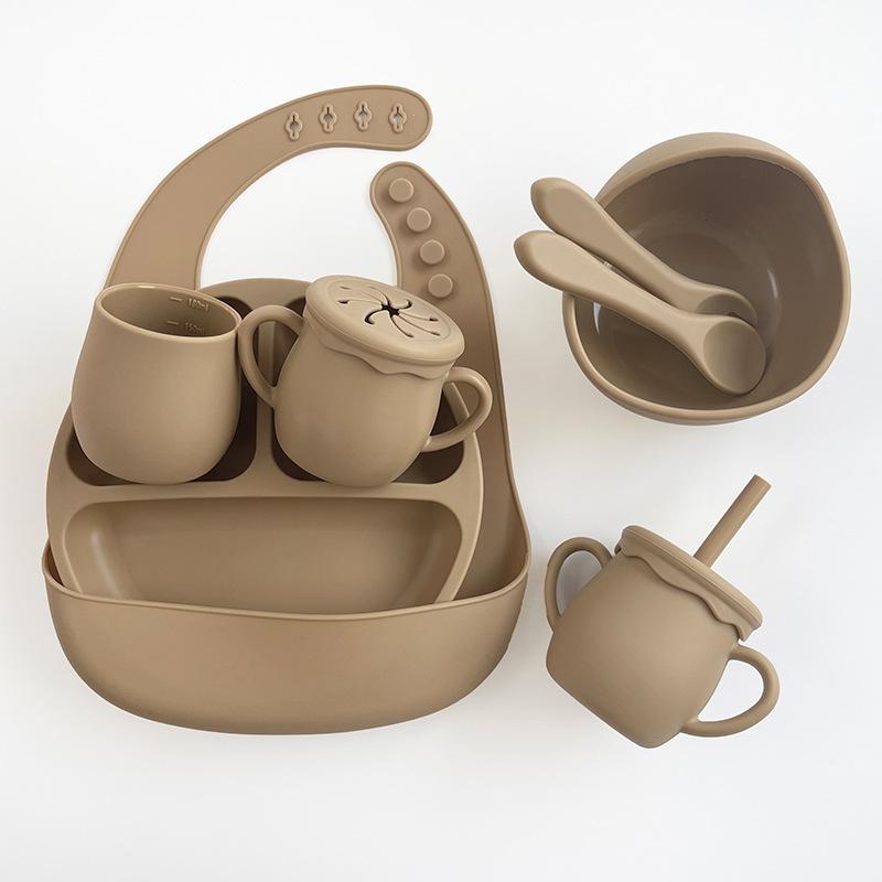 ベビー食器 赤ちゃん 子供 幼児用 離乳食 お食事 シリコン製 プレート スプーン スタイ 3点セット 安心..