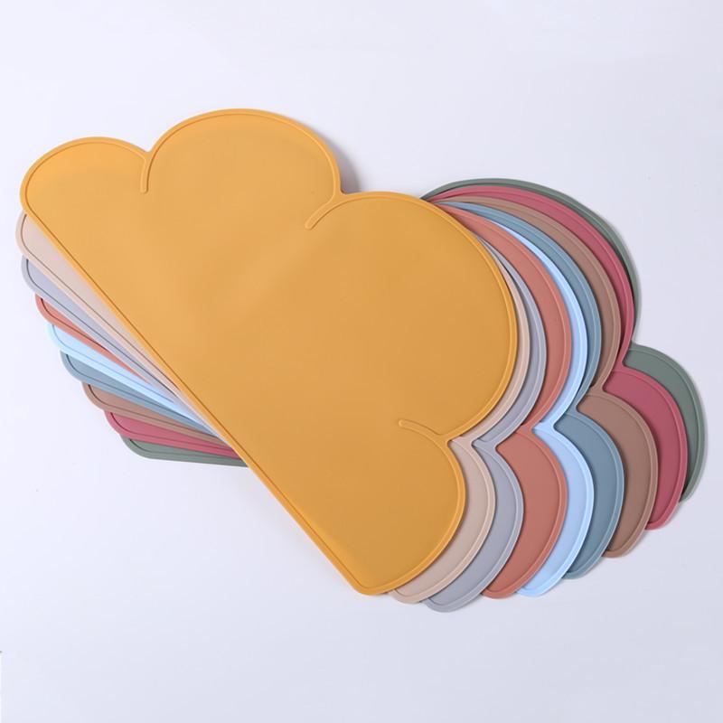 ランチョンマット ベビー キッズ 赤ちゃん用 食品用 シリコン製 雲型 クラウドデザイン 折りたたみ式 ..