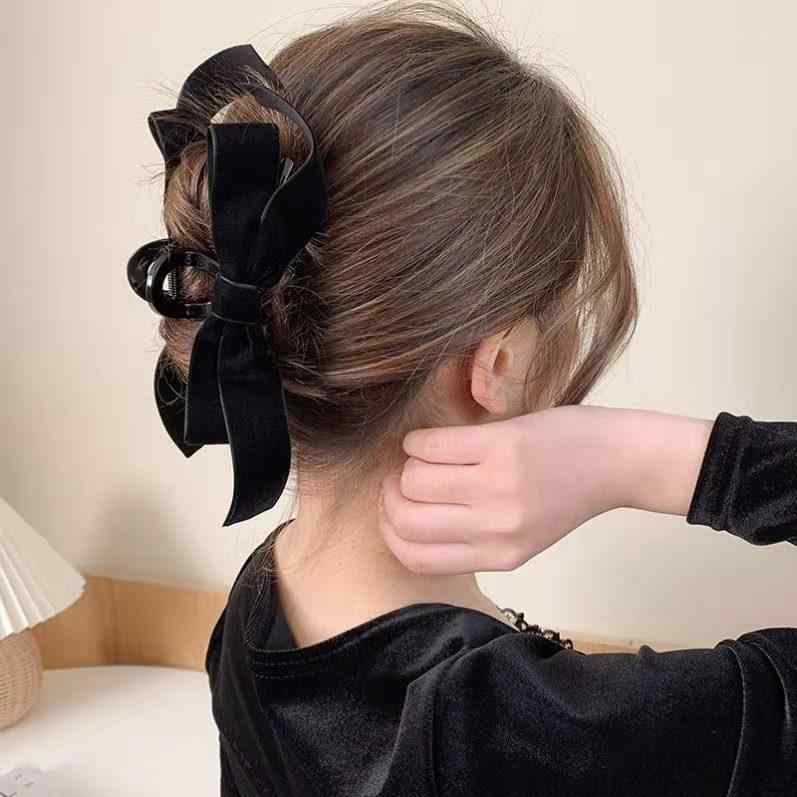 ヘアクリップ レディース フレンチレトロ 韓国風 ベロア リボン 大ぶり バンスクリップ 髪留め 髪飾り ..