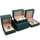 ジュエリーボックス アクセサリーケース 孔雀グリーン おしゃれ 高級感 PUレザー シルク調 ネックレス 指輪 ブレスレット 収納 保管 ギフト プレゼント 小...