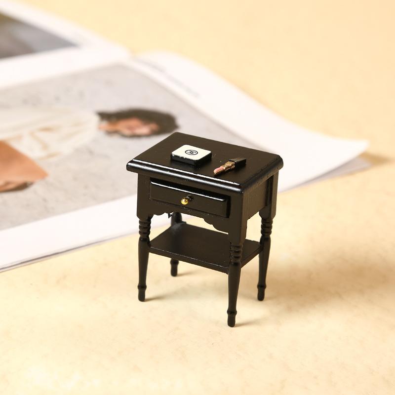 ドールハウス家具 1/12スケール OB11ドール用 ミニチュア サイドテーブル ナイトテーブル ベッドサイドテーブル 寝室 ベッドルーム 置物 ブラック 黒色 樺材 木製 アメリカンテイスト リアル 精巧