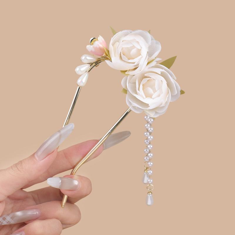 かんざし 髪飾り 薔薇 バラ U字 パール ビーズ タッセル フリンジ かわいい 中国風 エレガント 華やか チャイナドレス 和装 着物 浴衣 アップヘア 結い髪 結婚式 披露宴 パーティー フォーマル 成人式 卒業式 亜鉛合金 オフホワイト ピンク系