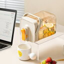 冷水筒 水差し 2.3L 3.5L 春 夏 秋 冬 麦茶ポット ドリンクボトル お茶ボトル 耐冷 大容量 洗いやすい おしゃれ 冷蔵庫 ビール樽飲料ディスペンサー キャンプ ピクニック バーベキュー 麦茶ポット 2.3リットル ドリンクボトル 3.5リットル お茶ボトル ページュ グリーン