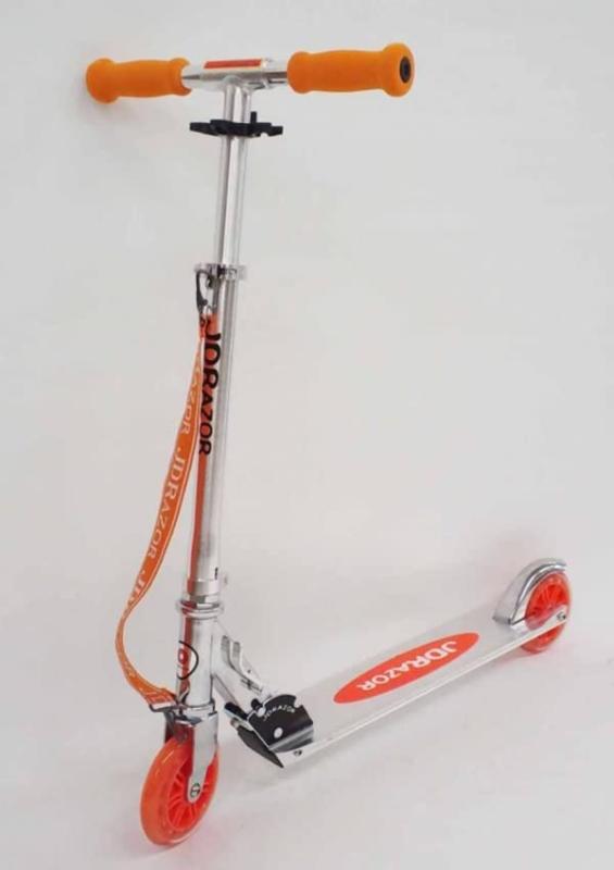 JD RAZOR MS-105キックボード 高さ調整可能 大人用 子供用 プレゼント 持ち運び便利 折り畳み式 耐荷重90kg