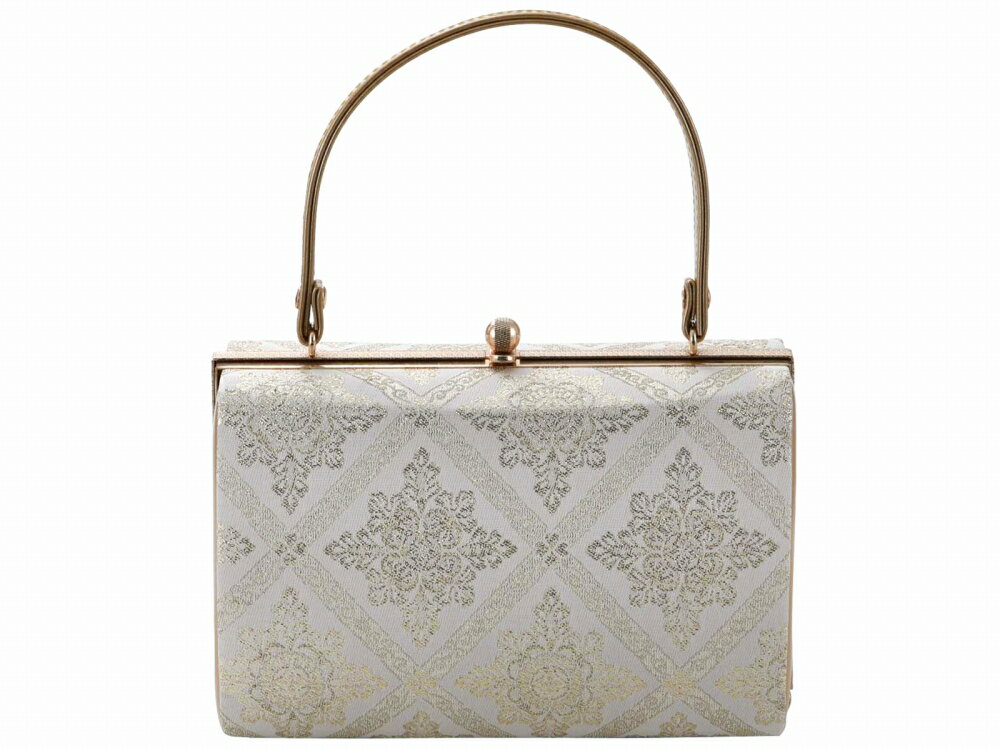 商品情報 新品 着物用のハンドバッグ単品です。 上品な金色が落ち着いた雰囲気です。 素材 合皮・帯地ほか サイズ 横：約20.5cm　高さ：約14cm　マチ巾：約10cm （持ち手部分含まず） ご注意 お色に関してはお使いのパソコンのモニタ...