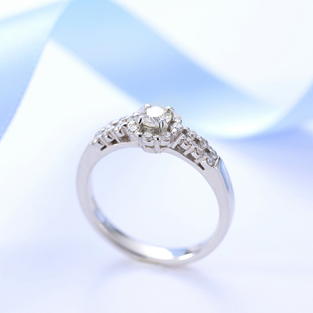 プラチナ ダイヤモンドリング 0.232ct 13号 ケース入り 宝石鑑別書無し　rdt-13