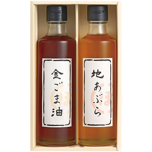 堀内製油 一番搾り 油詰合せ(圧搾式)時間と手間を掛け素材の香りや味わいをそのまま残し、まろやかな風味を醸しだします。メーカー品番 : HO-2R セット内容 : 金ごま油・地あぶら(各250g)×各1 賞味期間 : 常温1年【注意事項】■沖縄・離島は別途送料（税込1,000円）が掛かります。■お取り寄せ品のためメーカーに在庫がない場合がございます。予めご了承ください。■お客様都合による返品は承っておりません。予めご了承ください。