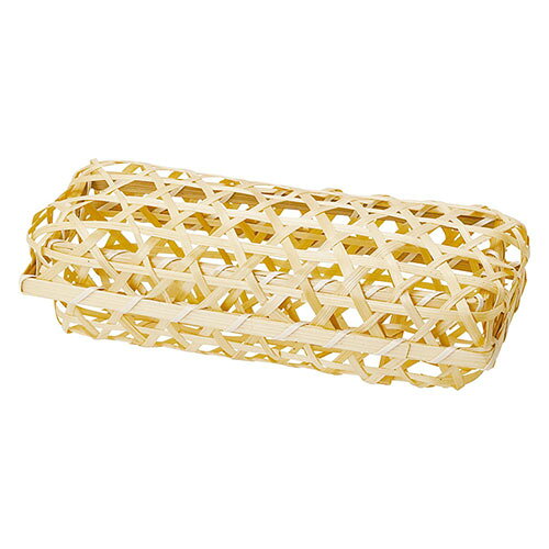 竹六つ目BOX(細)素朴な、長角タイプの六つ目ケースです。 食材の容器に、また お菓子や雑貨小物の贈り物のワンウェイパッケージにもぴったりです。 ※水洗いはお避けください。サイズ : 身約22×8×H6cm 重量 : 37g 生産国 : ベトナム 保証期間 : 初期不良対応【注意事項】■沖縄・離島は別途送料（税込1,000円）が掛かります。■お取り寄せ品のためメーカーに在庫がない場合がございます。予めご了承ください。■お客様都合による返品は承っておりません。予めご了承ください。