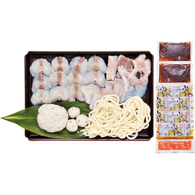 ■商品紹介商品番号：ns-sq-f6285-r06ふくちり、旨味たっぷりのふく入りつみれ、とらふくの皮を練り込んだうどんが楽しめるセットです。最後のシメには雑炊をお楽しみいただけます。■サイズ・容量・規格【パッケージサイズ】338×70×382mm【内容】まふくちり身・アラ500g、とらふく入りつみれ200g、とらふく入りうどん250g、ふく鍋だし45g×2、ポン酢35g×4、モミジオロシ16g【アレルゲン】小麦【生産国】日本【パッケージ形態】ダンボール箱入【保存方法】冷凍【賞味期限】製造日より約30日【産直送料無料】単独購入の場合のみ。同梱不可。一部離島はお届けができない可能性があります。【注意事項】メーカー直送品につき、当店指定の包装紙・のしはご利用いただけません。■注意事項■こちらの商品はメーカー直送品となります。■メーカーに在庫が無い場合はキャンセルさせていただくことがございます。■お客様ご都合による返品・交換は出来ませんのでご注意ください■北海道、沖縄、離島については別途送料が掛かります。