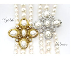 【SILVER新登場】ヴィンテージ調classicalモチーフ付き3連パールロングネックレス「パーティ、結婚式に」【ネコポスOK】nec024