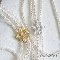 【SILVER新登場】ヴィンテージ調classicalモチーフ付き3連パールロングネックレス「パーティ、結婚式に」【ネコポスOK】nec024