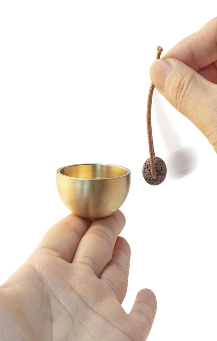 ミニ仏壇りん仏具セットおりん 音色よく美しく響きます、モダンおりん 真鍮製 天然木 家族 犬 猫 ペット おしゃれ ミニサイズ、供養 ペット 仏具