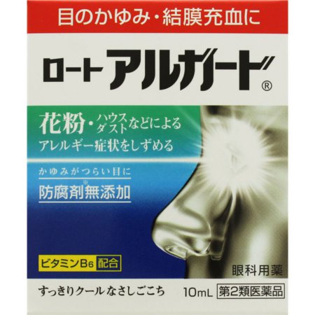 商品説明■　特徴眼科用薬 目のかゆみ・結膜充血に かゆみがつらい目に 防腐剤無添加 ハード・O2レンズ装用中にも使用できます。 いつでもどこでも、スムーズに点眼できるフリーアングルノズル 簡単にアイケアできて、とっても便利です。 ワンタッチ式スクリューキャップ 開けるときは左に1回カチッと回し、閉める時も右に1回カチッと回すだけ。簡単便利です。■　使用上の注意■■してはいけないこと■■ ■■相談すること■■ 1.次の人は使用前に医師、薬剤師又は登録販売者にご相談ください。 (1)医師の治療を受けている人 (2)薬などによりアレルギー症状を起こしたことがある人 (3)次の症状のある人・・・はげしい目の痛み (4)次の診断を受けた人・・・緑内障 2.使用後、次の症状があらわれた場合は副作用の可能性があるので、直ちに使用を 中止し、この説明書を持って医師、薬剤師又は登録販売者にご相談ください。 〔関係部位〕 〔症 状〕 皮ふ : 発疹・発赤、かゆみ 目 : 充血、かゆみ、はれ、しみて痛い 3.次の場合は使用を中止し、この説明書を持って医師、薬剤師又は登録販売者にご 相談ください。 (1)目のかすみが改善されない場合 (2)5~6日間使用しても症状がよくならない場合 ■　効能・効果●目のかゆみ ●結膜充血 ●眼瞼炎(まぶたのただれ) ●目のかすみ(目やにの多いときなど) ●眼病予防(水泳のあと、ほこりや汗が目に入ったときなど) ●紫外線その他の光線による眼炎(雪目など) ●目の疲れ ●ハードコンタクトレンズを装着しているときの不快感 ■　用法・用量1回1~2滴、1日3~6回点眼してください。 ＜用法・用量に関連する注意＞ (1)過度に使用すると、異常なまぶしさを感じたり、かえって充血を招くことが ありますので用法・用量を厳守してください。 (2)小児に使用させる場合には、保護者の指導監督のもとに使用させてください。 (3)容器の先を目やまぶた、まつ毛に触れさせないでください。 〔汚染や異物混入(目やにやホコリ等)の原因となる〕また、混濁したものは 使用しないでください。 (4)ソフトコンタクトレンズを装着したまま使用しないでください。 (5)点眼用にのみご使用ください。 ■　成分・分量〔有効成分〕 グリチルリチン酸二カリウム 配合量 0.25% アレルギーの原因物質の放出を抑制し、炎症を鎮めます。 クロルフェニラミンマレイン酸塩 配合量 0.03% ヒスタミン(アレルギー原因物質)をブロックし、かゆみを抑えます。 塩酸テトラヒドロゾリン 配合量 0.01% 血管を収縮させ、充血を除去します。 ビタミンB6 配合量 0.1% 目に栄養を補給し、新陳代謝を促進します。 添加物として、ホウ酸、ホウ砂、等張化剤、l-メントール、d-カンフル、 d-ボルネオール、エデト酸Na、ポリソルベート80、pH調節剤を含有します。 ※防腐剤(ベンザルコニウム塩化物、パラベン)を配合していません。 ■　保管及び取扱いの注意(1)直射日光の当たらない涼しい所に密栓して保管してください。品質を保持する ため、自動車内や暖房器具の近くなど高温の場所(40℃以上)に放置しない でください。 (2)キャップを閉める際は、カチッとするまで回して閉めてください。 (3)小児の手の届かない所に保管してください。 (4)他の容器に入れ替えないでください。(誤用の原因になったり品質が変わる) (5)他の人と共用しないでください。 (6)使用期限(外箱に記載)を過ぎた製品は使用しないでください。 なお、使用期限内であっても一度開封した後は、なるべく早くご使用ください。 (7)保存の状態によっては、成分の結晶が容器の先やキャップの内側につくことが あります。 その場合には清潔なガーゼ等で軽くふきとってご使用ください。 (8)容器に他の物を入れて使用しないでください。 [その他の記載内容] 〔いつでも、どこでも、スムーズに点眼できるフリーアングルノズル〕 簡単にアイケアできて、とっても便利です。 〔ワンタッチ式スクリューキャップ〕 開ける時は左に1回カチッと回し、閉める時も右に1回カチッと回すだけ。簡単便利です。 ※目がかゆい時はまぶたをこすったり、刺激をくわえないようご注意ください。 ■　お問い合わせ先この商品をお使いになってのご意見・ご要望、またご不満な点などをお聞かせいただ けませんか。 「あなたに応えたい」サポートデスクです。 ロート製薬株式会社 お客さま安心サポートデスク 大阪市生野区巽西1-8-1 東京:03-5442-6020 大阪:06-6758-1230 9:00~18:00(土、日、祝日を除く) 使用上の注意 副作用救済制度についての詳細は、PMDAにご相談ください。 フリーダイヤル0120-149-931 電話番号をよくお確かめのうえ、おかけください。 受付時間:午前9:00~午後5:00 / 月~金(祝日・年末年始を除く) Eメール:kyufu@pmda.go.jp■　ご注意ください■メール便発送の商品です■ こちらの商品はメール便で発送いたします。下記の内容をご確認下さい。 ・郵便受けへの投函にてお届けとなります。 ・代引きでのお届けはできません。 ・代金引換決済でご注文の場合はキャンセルとさせて頂きます。 ・配達日時の指定ができません。 ・紛失や破損時の補償はありません。 ・ご注文数が多い場合など、通常便でのお届けとなることがあります。 ご了承の上、ご注文下さい。■　【広告文責】 会社名：株式会社ウィーズ TEL：048-501-7440 区分：日本製・第2類医薬品 メーカー：ロート製薬株式会社 [医薬品・医薬部外品][目薬][第2類医薬品][JAN: 4987241100187]