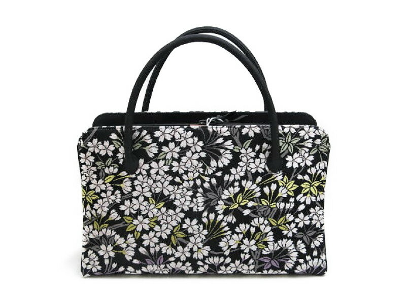 楽天手づくりバッグのお店　花やか和装バッグ　利休バッグ正絹織物　桜柄を使用いたしました。