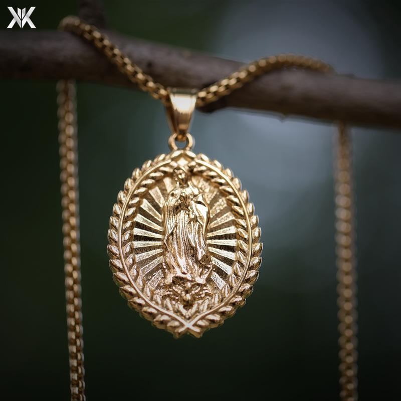 ヒップホップ ネックレス ゴールド ゴツめ 小麦 穂 女神 キリスト 神様 お守り 金 レトロ 聖母マリア ラッパー ローライダー チタン 鋼 ラウンド ペンダント メンズ レディース ストリート ロング デイリー