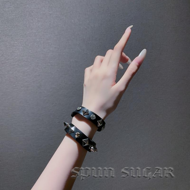 ブレスレット パンク ロック リストバンド メンズ レディース バングル ゴシックスタイル カップル ア..