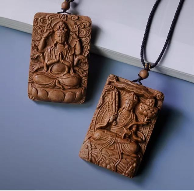 ペンダント 白檀 観音 守護神 十二支 手持ち 干支 男女兼用 エスニック 仏 コレクション 趣味 インテリア 護符 仏教 阿弥陀如来