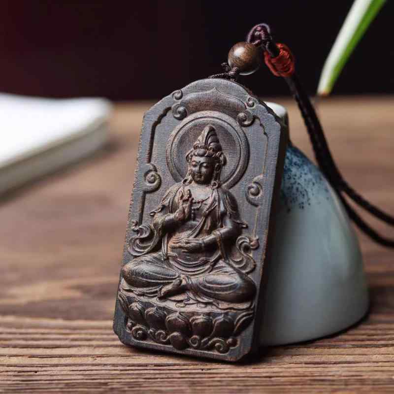 仏教 佛様 ネックレス 沈香 彫刻 ユニーク おしゃれ 座蓮観音 ペンダント お守り 仏 車内飾り バックミラー アート レトロ 木製 文化的 ギフト 首飾り