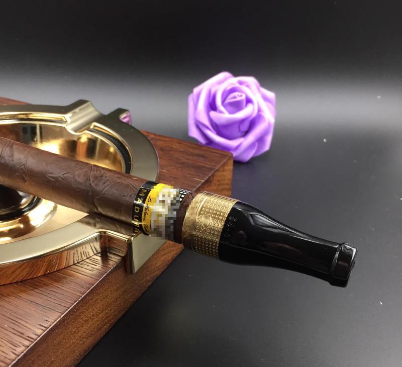 シガーホルダー マウスピース シガレット タバコ 葉巻 喫煙 パイプ 木目 彫刻 フィルター 洗える 互換性 循環型 繰り返し使用 エコ ギフト 高級感