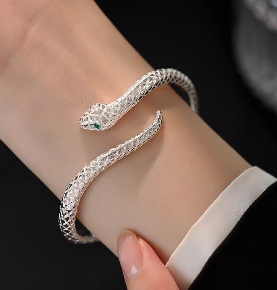 ブレスレット バングル スネーク 999 シルバー 銀 エレガント ヘビモチーフ 高級感 おしゃれ レディース ジュエリー 上品 ガールフレンド プレゼント ギ...