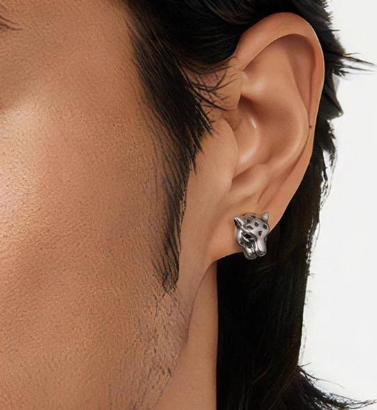 メンズライク ピアス 豹 動物 チーター シルバー 男女 ユニセックス イヤーアクセサリー カジュアル 小さめ
