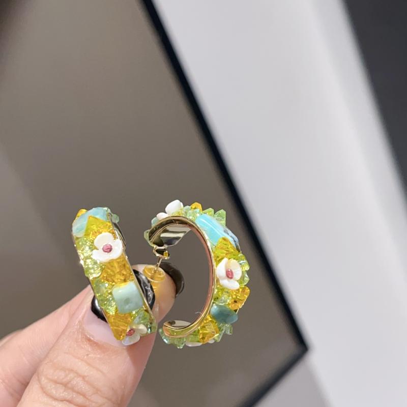 ・素材: 銅・デザイン: リーフ、ドロップ、幾何学・加工技術: 電気メッキ・モチーフ: パール、シェル、土星・スタイル: オリジナルデザイン・カテゴリ: ピアス・ピアス・対象: レディース